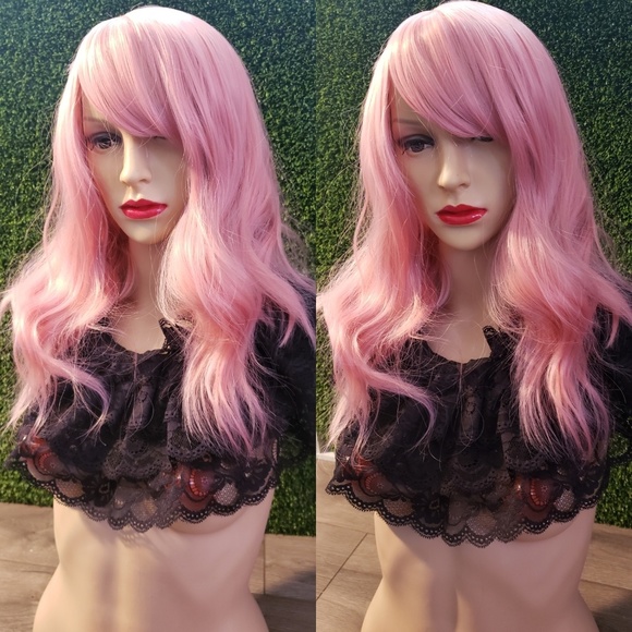 Accessories - Brand new 🆕️ Pink Wig with Bangs 🌟